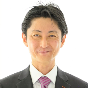岡本 俊介 氏