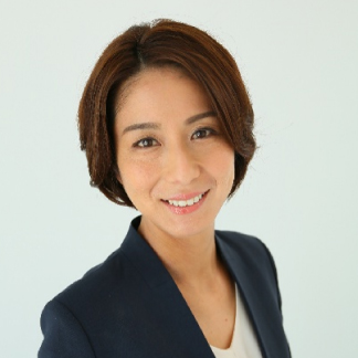 山中 晶子 氏