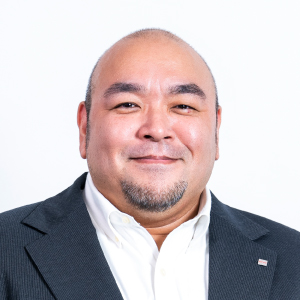 塩谷 晴久 氏